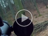 PAEG0305  så spejl på bakke gå opad, nu en lille flok på vej hen ad bakkekammen (øverst tv) men de kommer ikke ned på min side